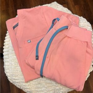 Fabletics Scrub Set – XS – PINK